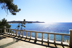 waterfront property in la Seyne sur mer sold by l'Agence du Regard