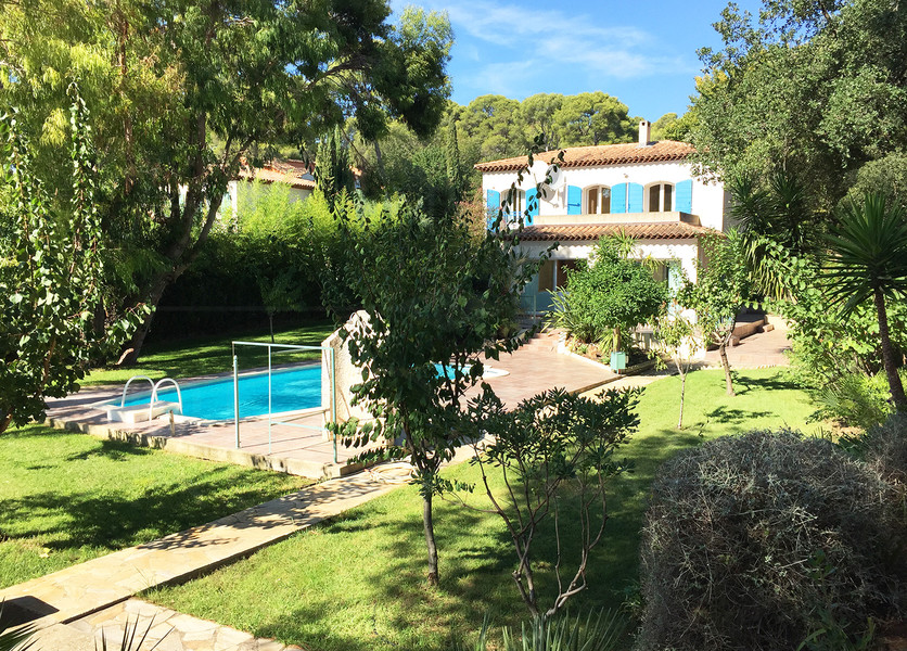 La Londe les Maures -THIS PROPERTY HAS BEEN SOLD BY AGENCE DU REGARD