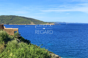 Waterfront property in Levant island