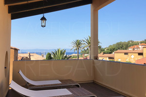 apartment with sea view in Porquerolles