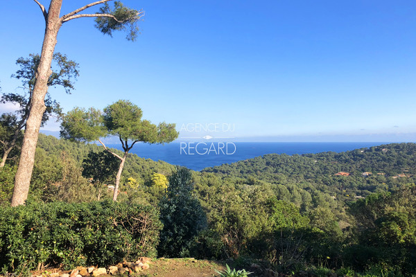 House with sea view in Gaou Bénat SOLD