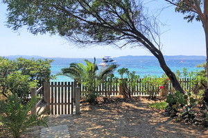 waterfront property in le lavandou 