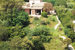 Waterfront villa in Rayol Canadel