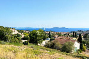 Plot with with sea view in Carqueiranne