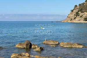 property with sea view in Saint-Mandrier