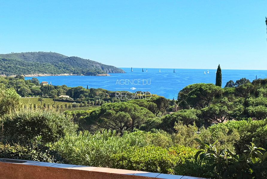 Gigaro, with sea view and beach
