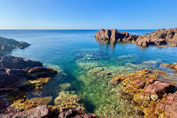 Waterfront property in Saint-Raphael