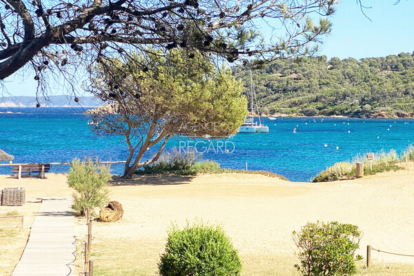 Propri�t� vue mer au Gaou B�nat