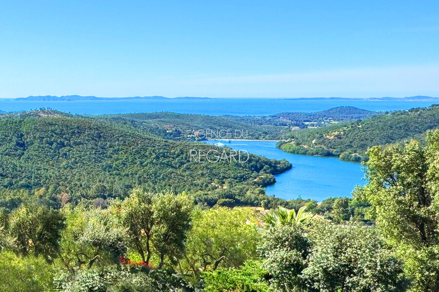 Property with panoramic sea view in Bormes-les-Mimosas