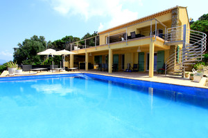 Villa with sea view in Levant island , Hyres islands