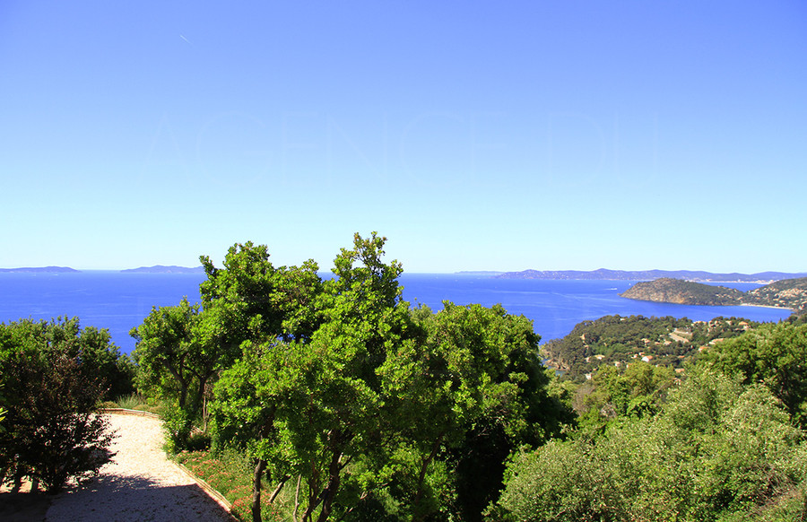Rayol Canadel with sea view  - THIS VILLA HAS BEEN SOLD BY AGENCE DU REGARD