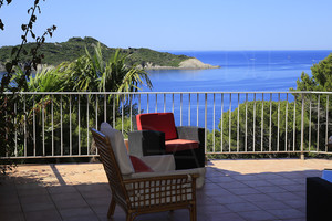 Sea view villa in Giens